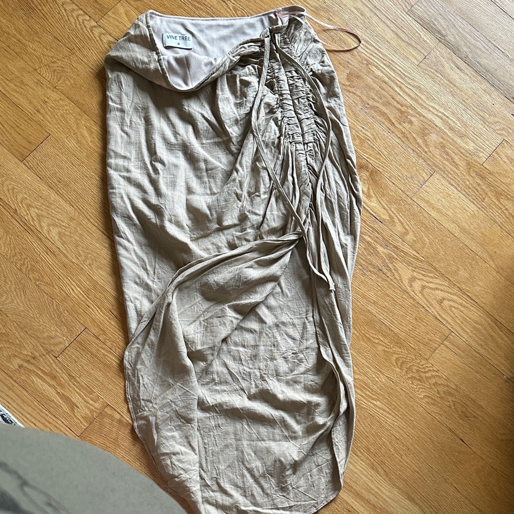 VINE TREE Gathered Midi Skirt